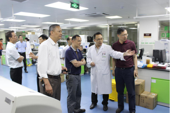 阳江市江城区人民医院到市五院开展医疗卫生参观学习活动